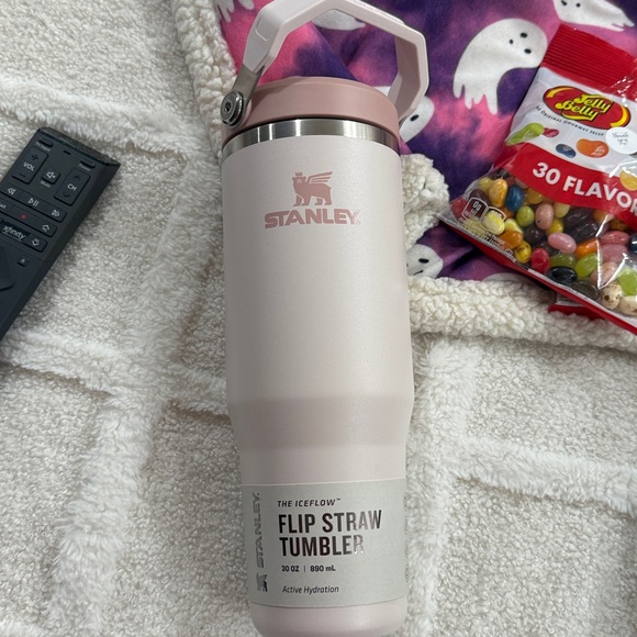 Pink color 30oz Stanley flip straw tumbler - Picture 1 of 3
